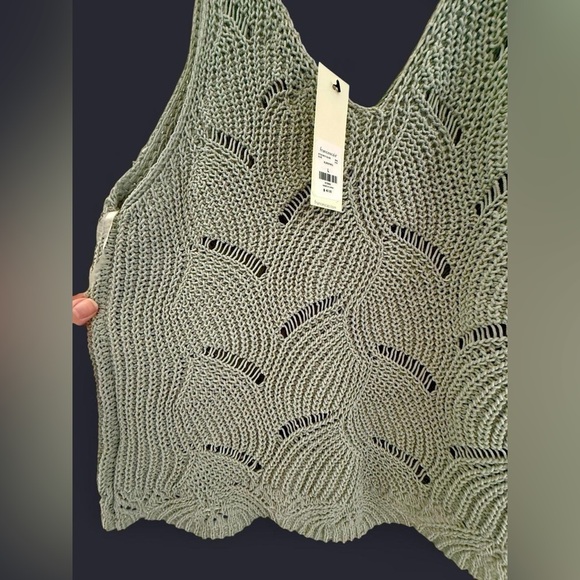 Sleeveless Top - Sage Green - Picture 3 of 3